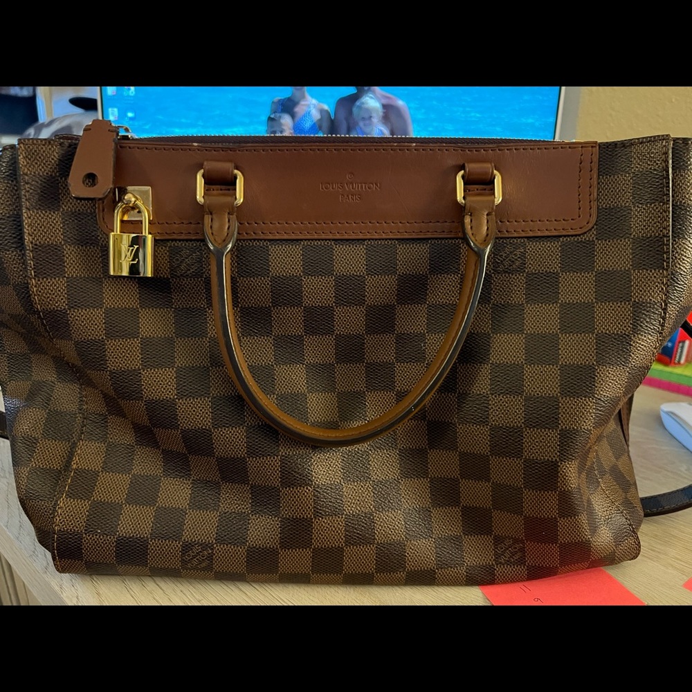 Louis Vuitton Greenwich